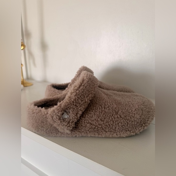 Crocs Cozzzy Slipper - Mushroom. - Picture 9 of 16